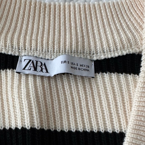 Zara Knit Oversize Vest - Picture 2 of 4